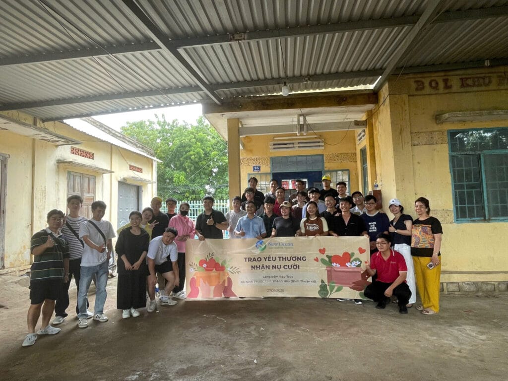 lang-gom-bau-truc-thien-nguyen